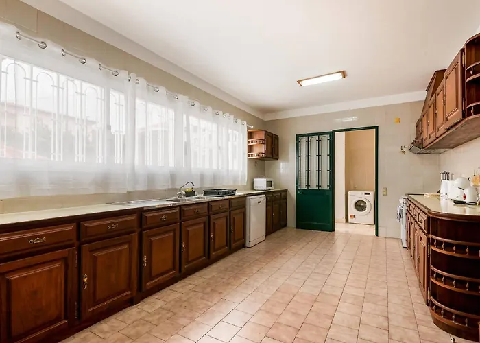 Do Carmo By Galmi * フンシャル