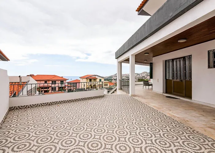 Do Carmo By Galmi * Funchal (Madeira)